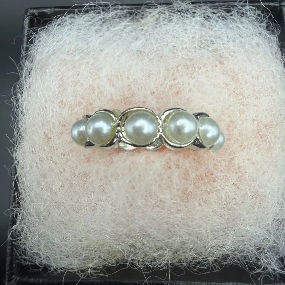 VTG Silver Tone Pearl Eternity Ring Band Scalloped Stackable Statement Size 5.75